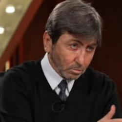 Rıdvan Dilmen, F.Bahçe galibiyeti sonrası patladı: Avrupa Ligi’nde ne işi var, rezalet!