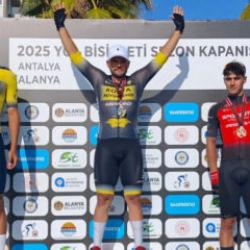 Büyükşehirli pedallar sezonu 7 madalya ile noktaladı