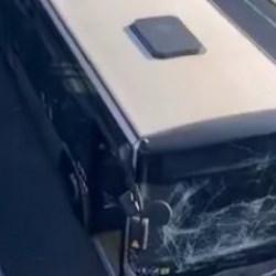 Son dakika: Sefaköy'de metrobüsler çarpıştı! Yaralı var