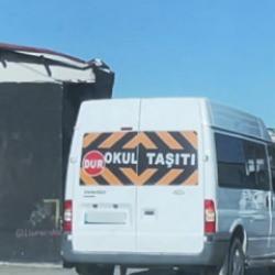 Van'da şok operasyon: Üzerinde 'okul taşıtı' yazıyordu, içinden uyuşturucu fışkırdı