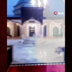 596 yıllık tarihi caminin kubbesine b&ouml;yle yıldırım d&uuml;şt&uuml;