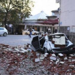 Balıkesir'deki korkutan deprem sonrası bakanlardan peş peşe açıklama