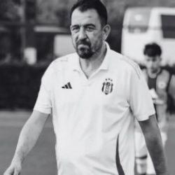 Derbi öncesi acı haber! Beşiktaş'ın eski futbolcusu kalp krizi sonucu hayatını kaybetti