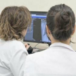 Evden &ccedil;ıkamayan 44 bin hastaya uzaktan muayene hizmeti