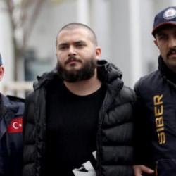 Fatih &Ouml;zer'in eşyaları arasında &ouml;l&uuml;m şeklini anlatan not bulundu