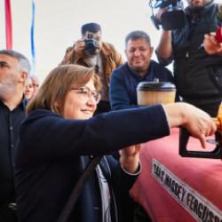 Gaziantep B&uuml;y&uuml;kşehir'in mazot desteği başladı