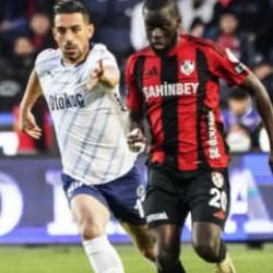 Gaziantep FK - Fenerbahçe! Muhtemel 11'ler: Takımın bel kemiği sahada...