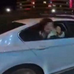 İzmir'de polisleri harekete ge&ccedil;iren olay: Arabadan 'imdat' &ccedil;ığlıkları attı!