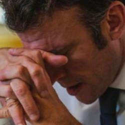 Macron'u üzen anket sonucu! Son 50 yılın en sevilmeyen lideri oldu! 