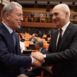 Meclis'te Kurtulmuş'a saygısızlık! Hulusi Akar'dan Kurtulmuş'a destek