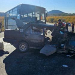 Mersin'de feci kaza: 3 ölü, 12 yaralı!