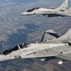 NATO &uuml;lkesinden Rus savaş u&ccedil;aklarına engelleme! Peş peşe havalandılar