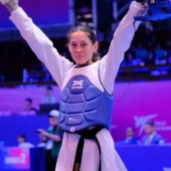 Seninle gurur duyuyoruz Emine! Milli sporcumuz Dünya şampiyonu oldu