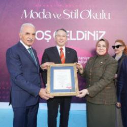 Ümraniye’de kadınların tasarım yolculuğu başlıyor: Moda ve Stil Okulu açıldı