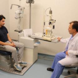 Uzmanından uyarı: 2050 yılında dünyanın yarısı gözlük kullanabilir