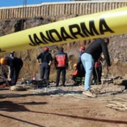 Yol yapımı sırasında kuyuya düştü!