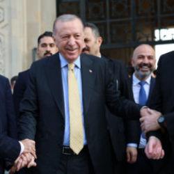 30 yıllık yangın söndü: Yeni zaferler bizi bekliyor! - 9 Kasım 2025 gazete manşetleri