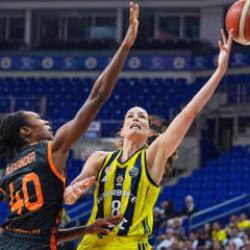 5'te 5 yapan Fenerbahçe liderliği garantiledi