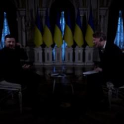 Röportaj sırasında elektrik kesildi: Zelenski karanlığa gömüldü