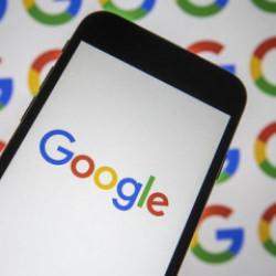 İki dev şirketten 1 milyar dolarlık iş birliği! Yeni nesil Siri mi geliyor?