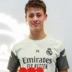 Arda Güler'e büyük onur! Ödülünü aldı