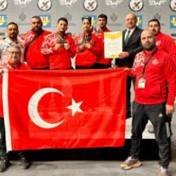 Avrupa'da Türk rüzgarı: Milli sporcular 49 madalya kazandı