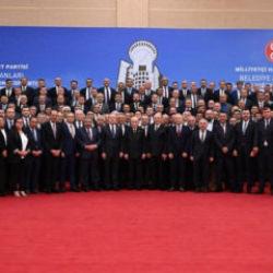 Devlet Bah&ccedil;eli, MHP'li belediye başkanlarıyla g&ouml;r&uuml;şt&uuml;