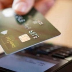 B&ouml;yle esnaf mı olur? Y&uuml;zlerce kişiyi 'Kredi vurgunu' kurbanı etti!