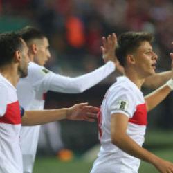 Fenerbahçe milli yıldız için atağa kalktı: İddialara ilk yanıt geldi