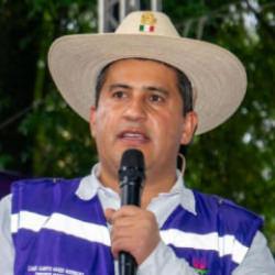 Festival suikasta sahne oldu! Belediye başkanı binlerce kişinin önünde öldürüldü