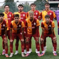 9 gollü maçta Galatasaray hezimete uğradı! Ajax'ın Türk yıldızı şov yaptı