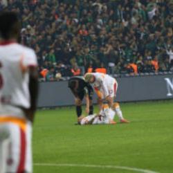 Galatasaray'a kabus gibi haber! Takımın yıldızı oyuna devam edemedi