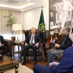 İ&ccedil;işleri Bakanı Yerlikaya, Pakistanlı mevkidaşı Nakvi ile g&ouml;r&uuml;şt&uuml;