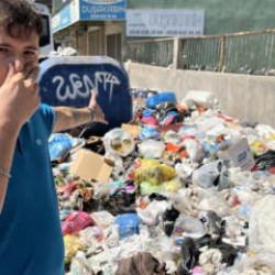 İzmir’de çöp krizi bitmeden kara sinek kabusu başladı!