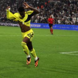 Jhon Duran'dan Sadettin Saran'a teşekkür