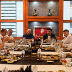 Konya Kebap Evi’nde restoran işletmecileri buluştu