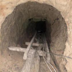 Nevşehir'de ka&ccedil;ak kazı yapan 3 zanlı su&ccedil;&uuml;st&uuml; yakalandı