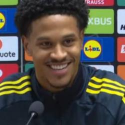  Oosterwolde 'Yanlış anlaşılma oldu' diyerek gerçekleri açıkladı