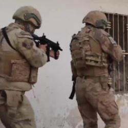 Organize su&ccedil; &ouml;rg&uuml;tlerine 7 ilde operasyon: 64 g&ouml;zaltı