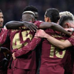 Osimhen geceye damga vurdu! Aslan Ajax'ı Hollanda'da dağıttı