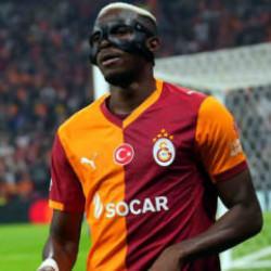 Osimhen'in gözü rekorda! 1 maçla 4 efsaneyi geçebilir