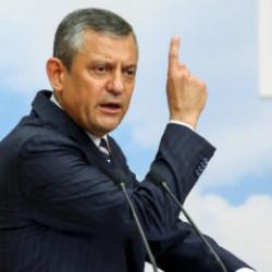 Özgür Özel'den mesaj: Tek yürek olarak kutluyoruz