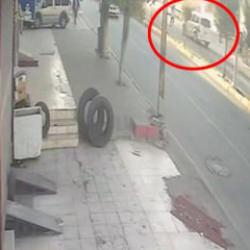 Siirt&rsquo;te polis aracının &ccedil;arptığı kadın ağır yaralandı