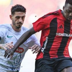 Süper Lig'de 4 gollü enfes maçta iki takım da ilki yaşadı! 