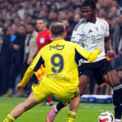 Taraftarlar merak ediyordu! Kerem Aktürkoğlu'nun neden oynamadığı ortaya çıktı