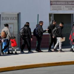 Trump'tan tarihe geçecek talimat: Şişmanlar ABD vizesi alamayacak!
