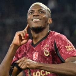 Tüm dünya Osimhen'in koridorda yaşadıklarını konuşuyor