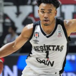 Yenilgisiz lider Beşiktaş! Derbide rakibini devirdi