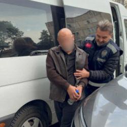 &Uuml;zerinde ve evinde uyuşturucu &ccedil;ıkan şahıs, tutuklandı!