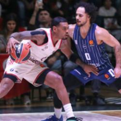 Anadolu Efes Alman ekibini 2 sayı farkla yıktı